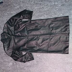 Vintage. PELLE PETITE. Genuine Leather Trench coat. Oversized Small